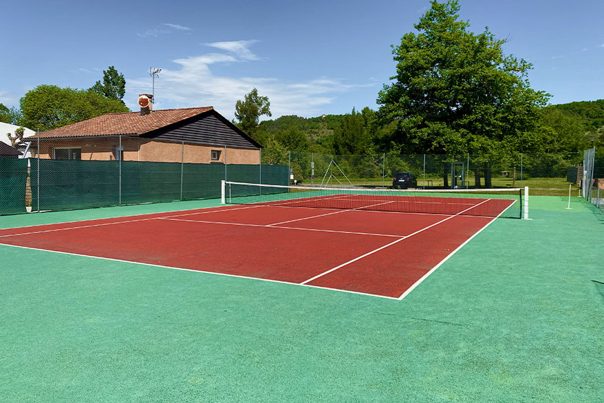 camping with sports facilities dordogne